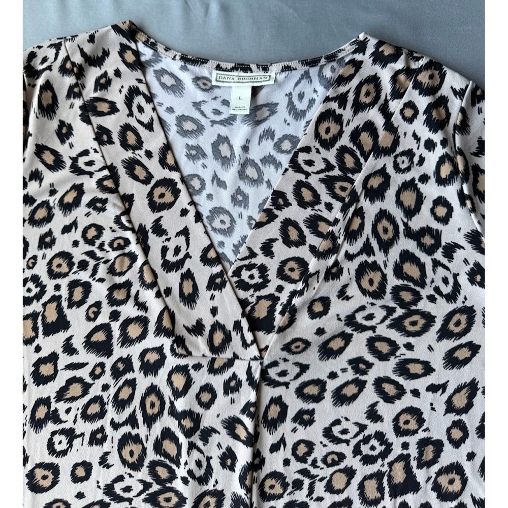 Dana Buchman Top Women Large Multicolor Leopard Print Short Sleeve VNeck Stretch - Picture 10 of 15